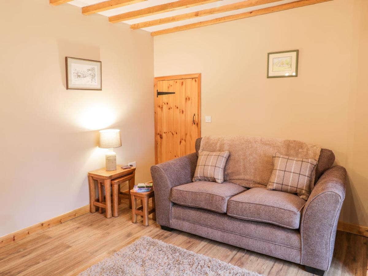 Barnaby Cottage ยาร์ม ภายนอก รูปภาพ